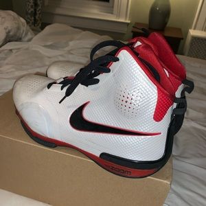 NIKE ZOOM Basketball Sneakers 10.5 Good condition